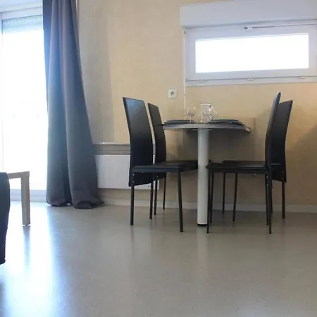 Appt - Lr040-105 Apartment *
